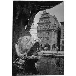 "Nysa - fontanna i Dom Wagi. 10/B/27 [...] 1960 30-160 W-9645"