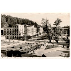 Krynica. Nowy Dom Zdrojowy i Deptak - Das neue Kurhaus - und Promenade. Fot. St. Mucha