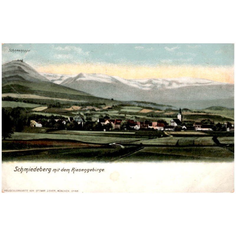 Schmiedeberg mit dem Riesengebirge.