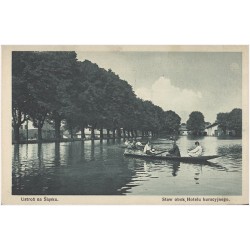 Ustroń na Śląsku. Staw obok Hotelu kuracyjnego.