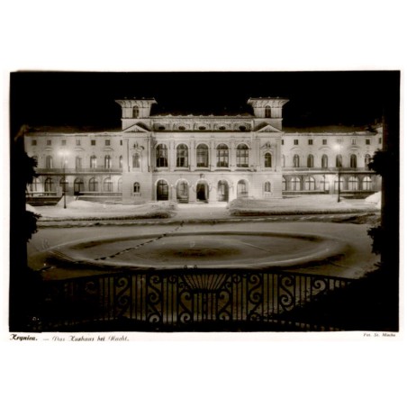 Krynica. Das Kurhaus bei Nacht. Fot. St. Mucha