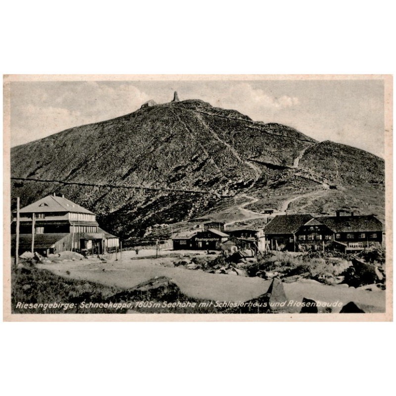 Riesengebirge: Schneekoppe, 1605 m Seehöhe mit Schlesierhaus und Riesenbaude
