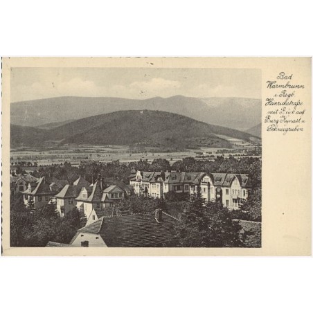 Bad Warmbrunn i. Rsgb. Heinrichstraße mit Blick auf Burg Kynast u. Schneegruben
