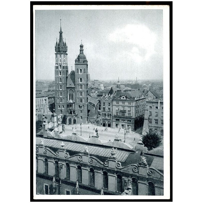 Kraków, Kościół Marjacki i attyki Sukiennic [...]. Fot. Otton Swoboda