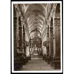 Częstochowa. Wnętrze kościoła na Jasnej Górze. Fot. Jan Bułhak