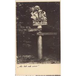 "da lab ork sisse" Bahnhof Mittelschreiberhau 60 940 Ober-Schreiberhau im Reisengebirge. Wegweiser zum Bahnhof mit altschlesisch