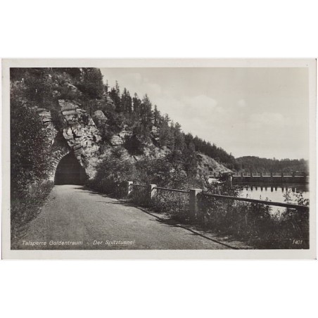 Talsperre Goldentraum - Der Spitztunnel 1401. Spitztunnel an der Talsperre Goldentraum. Wunder eines Felsengebildes