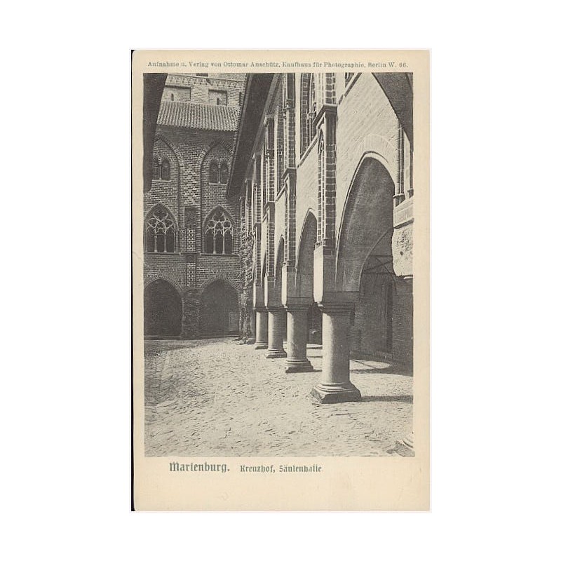 Marienburg. Kreuzhof, Säulenhalle