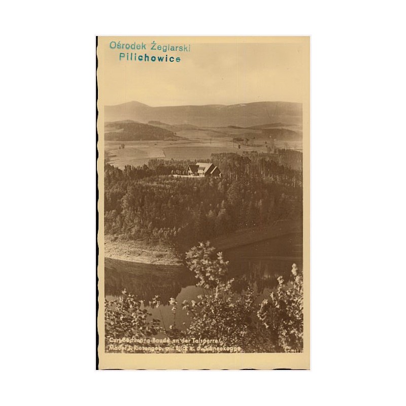 Curt Bachmann-Baude an der Talsperre Mauer i. Riesengeb. mit Blick a. d. Schneekoppe. Ośrodek Żeglarski Pilichowice