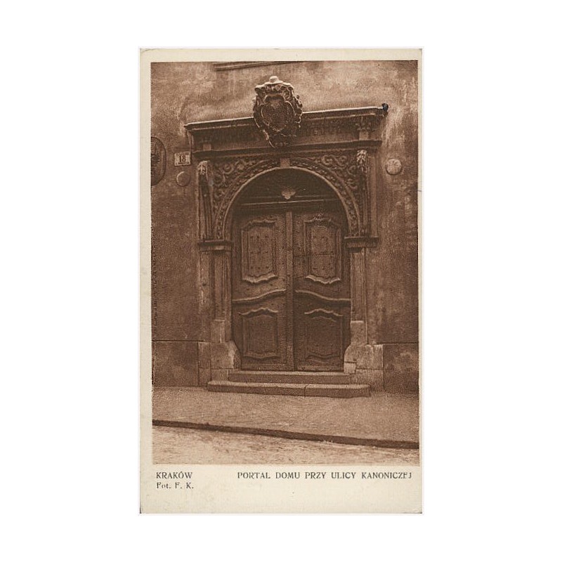 Kraków. Portal domu przy ulicy Kanoniczej. Fot. F. K