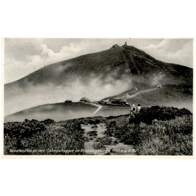 Nebelwolken an der Schneekoppe im Riesengebirge 1605 m ü. d. M. / Rewers: Riesengebirge. Schneekoppe, 1605 m ü. d. M. mit Schles