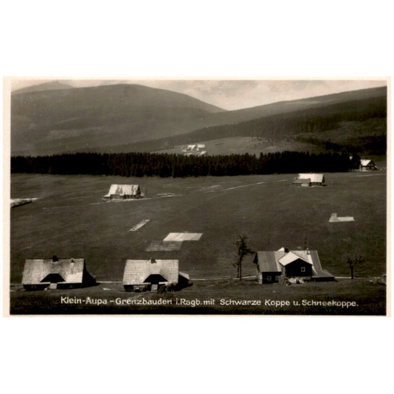 Klein-Aupa - Grenzbauden i. Rsgb. mit Schwarze Koppe u. Schneekoppe.