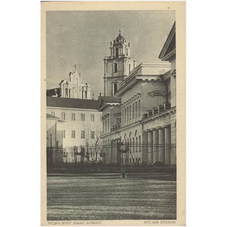 Wilno - były Pałac Biskupi. Fot. Jan Bułhak [...]