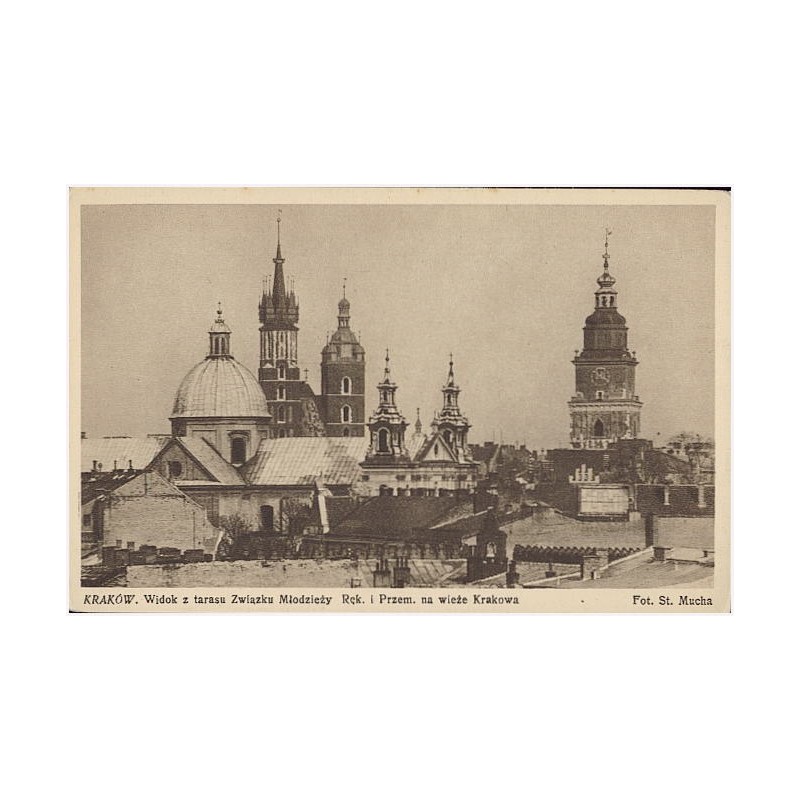 Kraków. Widok z tarasu Związku Młodzieży Ręk. i Przem. na wieże Krakowa. Fot. St. Mucha