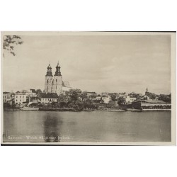 Gniezno. Widok od strony jeziora