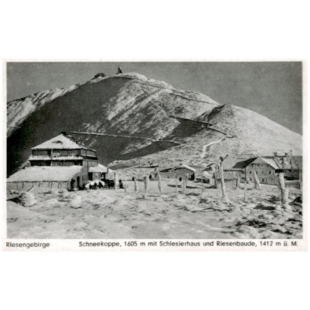 Riesengebirge. Schneekoppe, 1605 m mit Schlesierhaus und Riesenbaude, 1412 m ü. M.