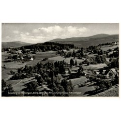 Saalberg im Riesengeb. Blick über das Genesungsheim zur Schneekoppe