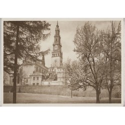 Częstochowa. Aleja P. Marii i widok na Kościół Jasnogórski. Fot. Jan Bułhak