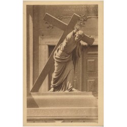 Warszawa. Figura Chrystusa kościoła św. Krzyża. - Warsaw. Christ's Statue of the Holy Cross Church. Fot. Plater-Zyberk