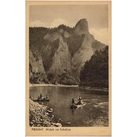 Pieniny. Widok na Sokolicę