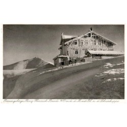Riesengebirge, Prinz-Heinrich-Baude 1410 m ü. d. M. mit Blick n. d. Schneekoppe