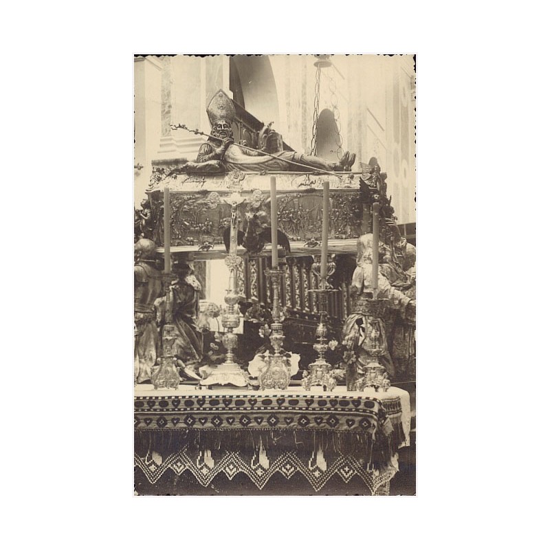 Gniezno. Bazylika, Grób św. Wojciecha