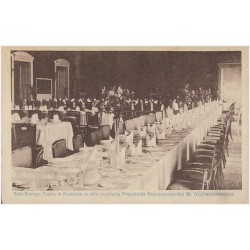 Sala Starego Teatru w Krakowie w dniu przybycia Prezydenta Rzeczypospolitej St. Wojciechowskiego