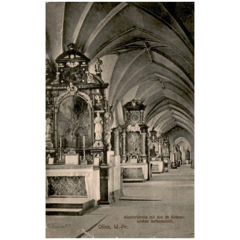 Oliva, W.-Pr. Klosterkirche mit den 24 Altären. Linkes Seitenschiff.