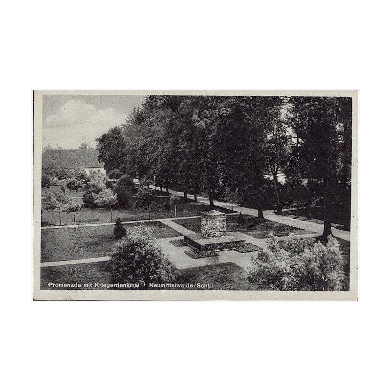 Promenade mit Kriegerdenkmal. Neumittelwalde/ Schl