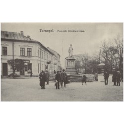 Tarnopol. Pomnik Mickiewicza