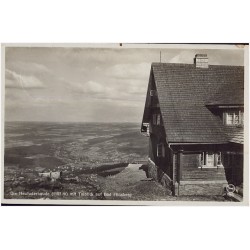 Die Heufuderbaude (1107 m) mit Talblick auf Bad Flinsberg. Silesia 138
