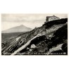 Riesengebirge. Prinz-Heinrich-Baude mit Blick auf die Schneekoppe (1410m ü. M.) / Rewers: Riesengebirge. Prinz-Heinrich-Baude mi