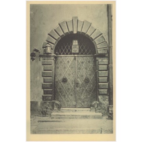 Warszawa. - Rynek Starego Miasta. Portal kamienicy dawn. Dzianotów (No 22)