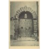 Warszawa. - Rynek Starego Miasta. Portal kamienicy dawn. Dzianotów (No 22)