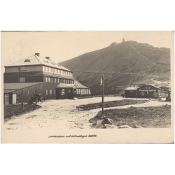 Schlesierhaus mit Schneekoppe 1605 m