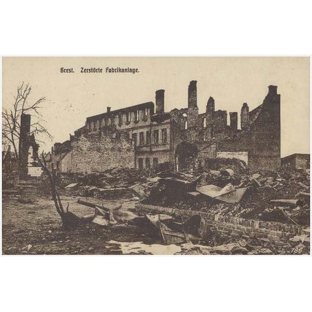 Brest. Zerstörte Fabrikanlage. 186