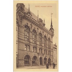 Toruń, Dworzec Artusa