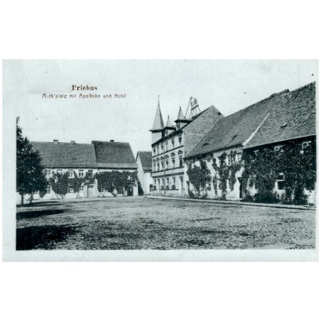 Priebus. Marktplatz mit Apotheke und Hotel