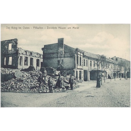 Der Krieg im Osten - Pillkallen - Zerstörte Häuser am Markt