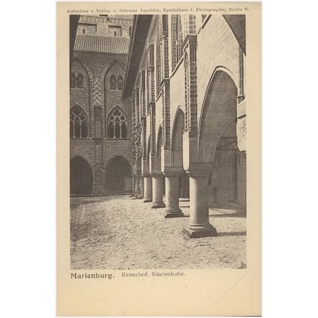 Marienburg. Kreuzhof, Säulenhalle