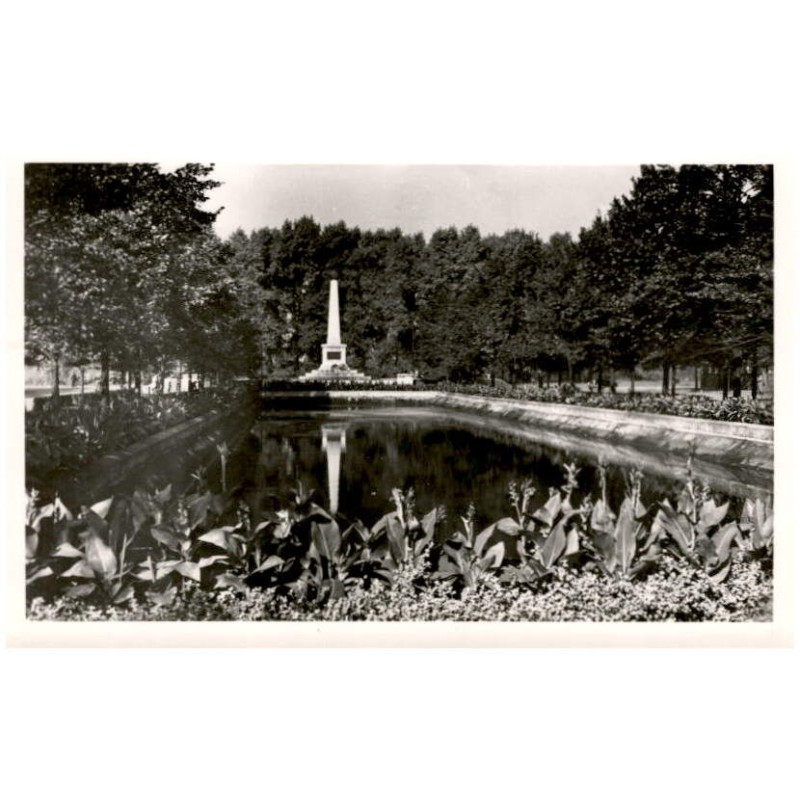 Gliwice - Plac Wolności - Pomnik Zwycięstwa fot. J. Osuchowski