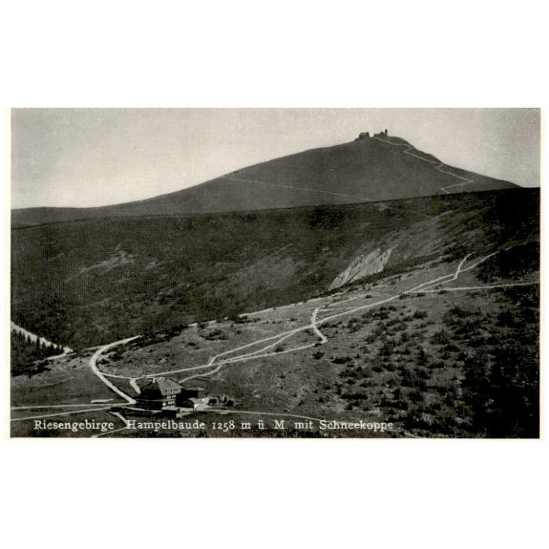 Riesengebirge. Hampelbaude 1258 m ü. M. mit Schneekoppe