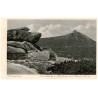 Riesengebirge. Quarksteine u. Reifträger mit Baude 1362 m.