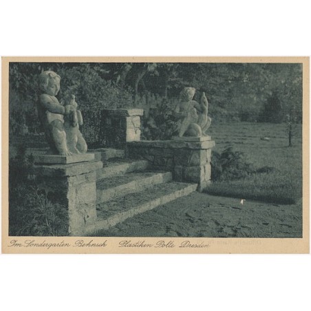 Im Sondergarten Behnsch. Plastiken Polte Dresden. Gugali. Deutsche Gartenbau- und Schlesische Gewerbe-Ausstellung Liegnitz 1927.
