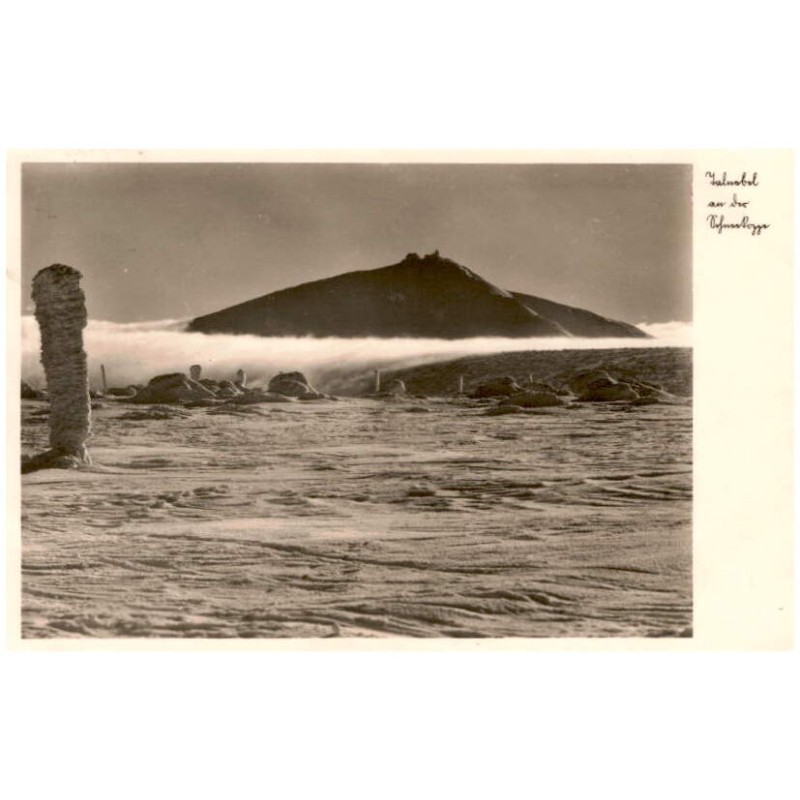 Talnebel an der Schneekoppe / Rewers: Riesengebirge. Die 1605 m hohe Schneekoppe.