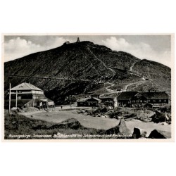 Riesengebirge: Schneekoppe, 1605 m Seehöhe mit Schlesierhaus und Riesenbaude