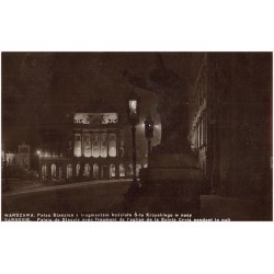 Warszawa. Pałac Staszica z fragmentem kościoła Ś-to Krzyskiego w nocy. Varsovie. Palais de Staszic [...]