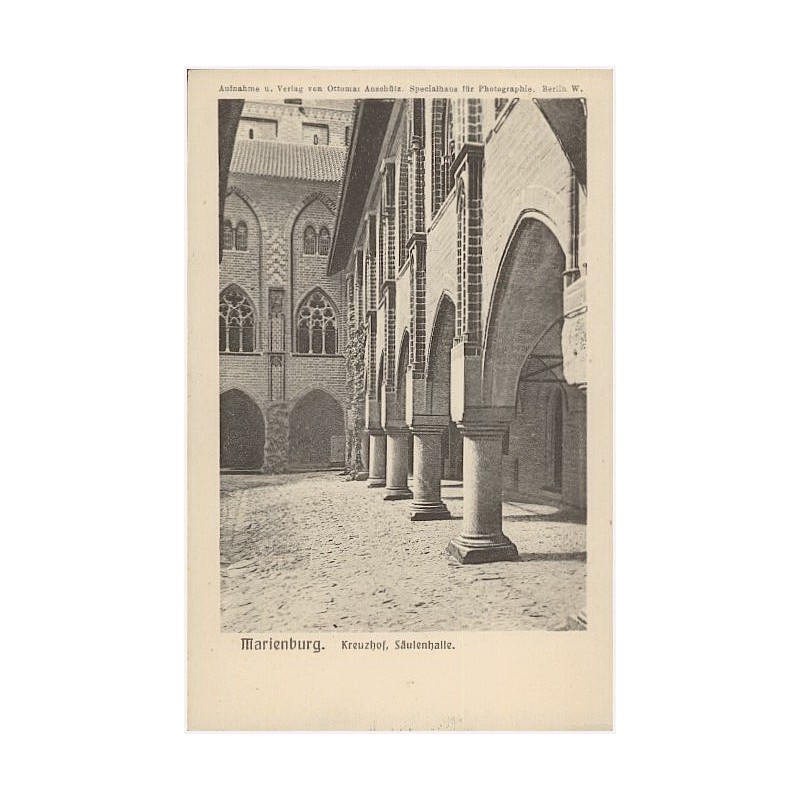 Marienburg. Kreuzhof, Säulenhalle