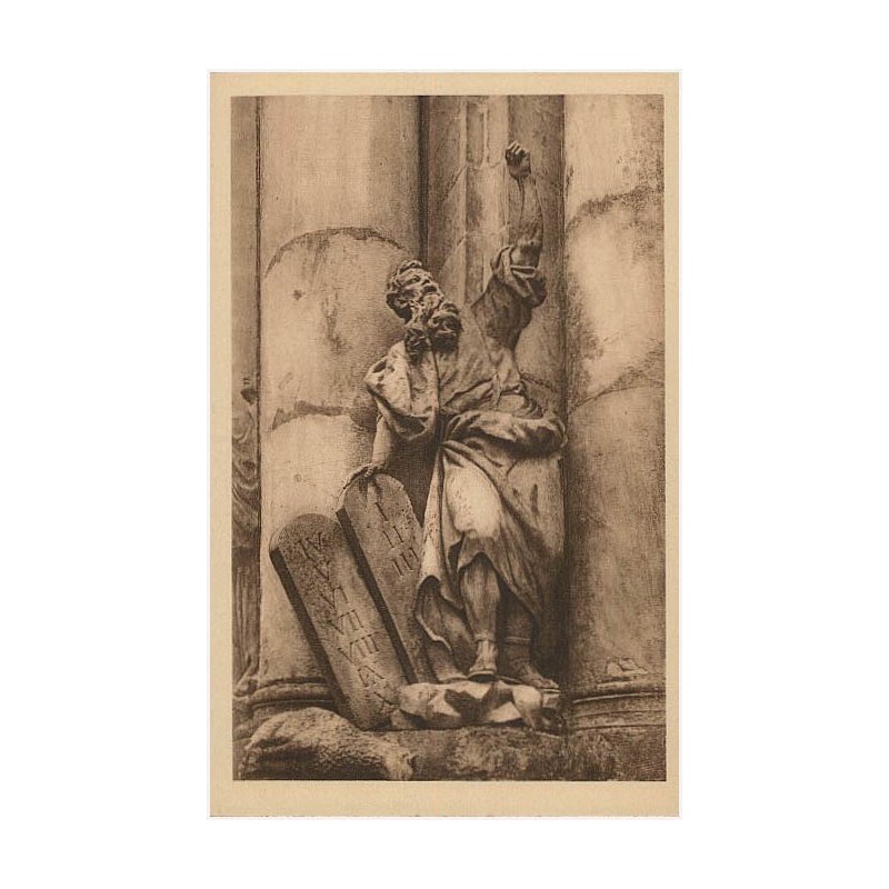 Grüssau: Statue am Kirchenportal der Abteikirche. photogr. "Beuroner Kunstschule, Beuron -