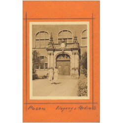 Posen. Eingang z. Akademie